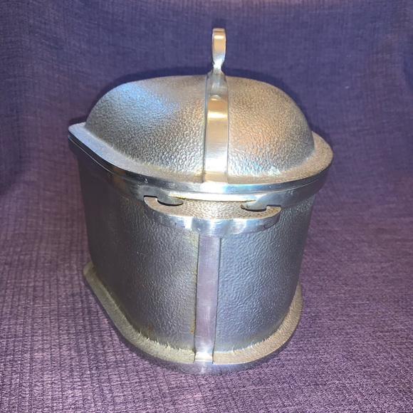 Vintage Guardian Service Ware Pot with Cover - Picture 5 of 13